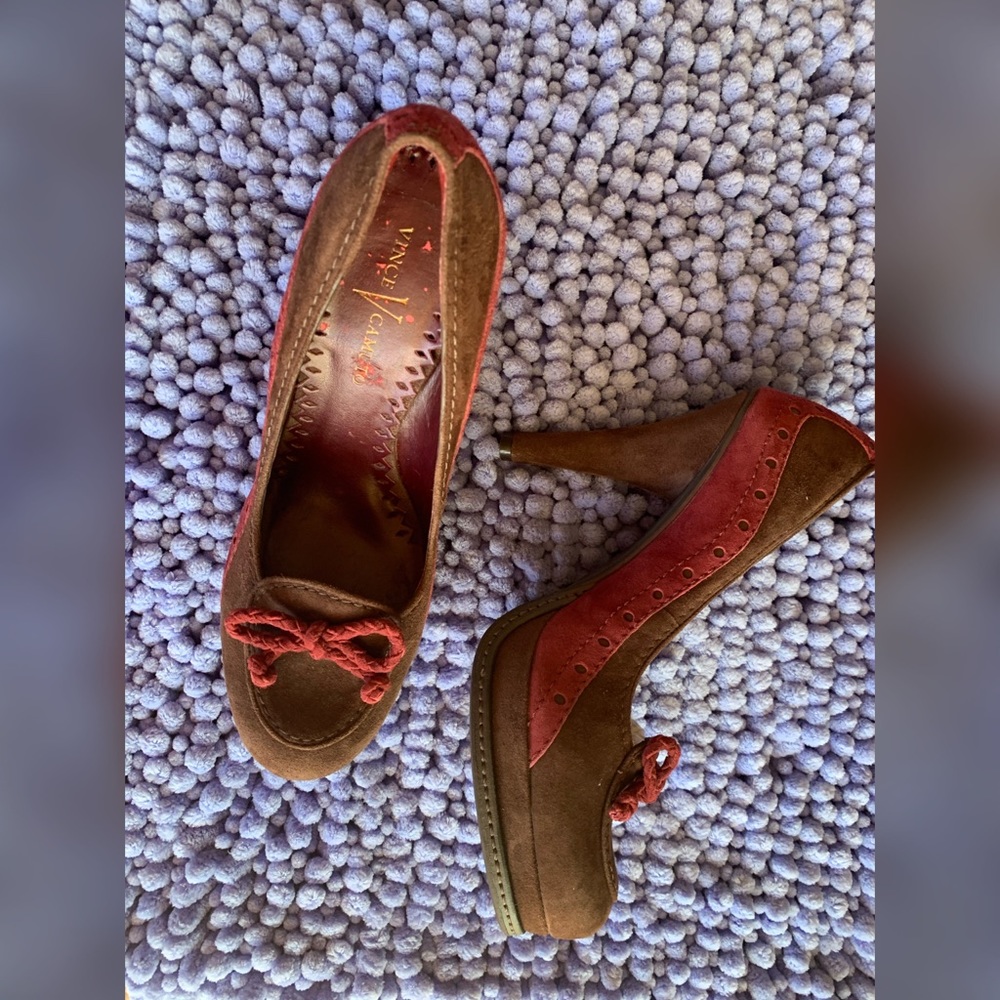 ‼️SOLD‼️NWOT Cute Vince Camuto Pumps Suede Heels - Picture 2 of 6